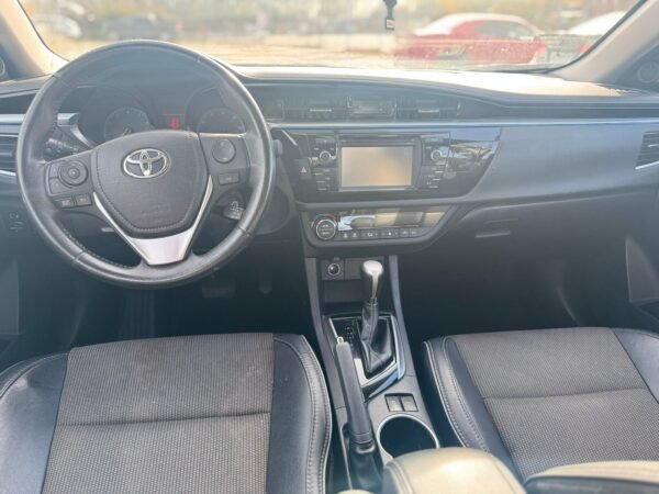 Toyota Corolla 2016 - Image 9