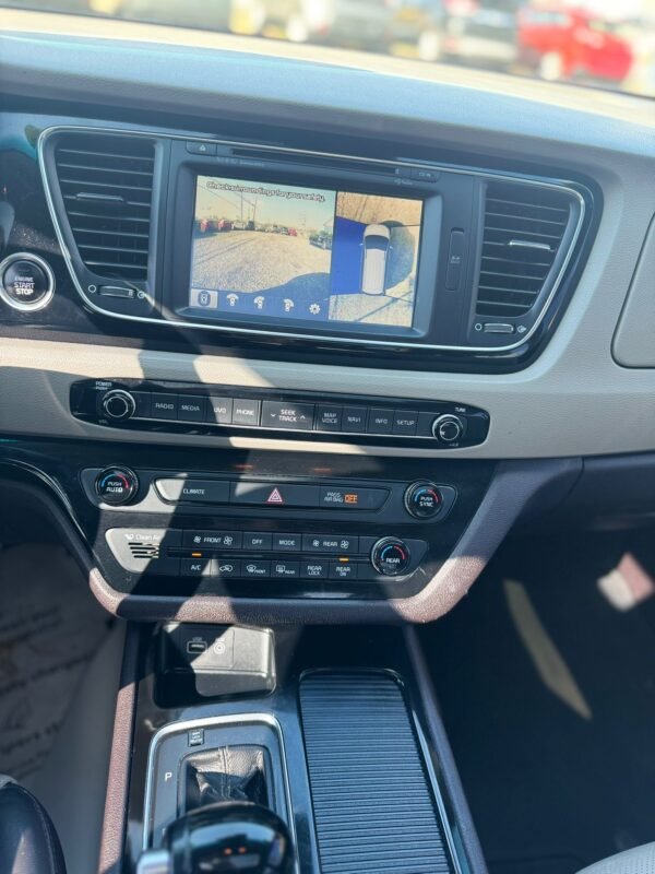 KIA SEDONA 2015 - Image 11