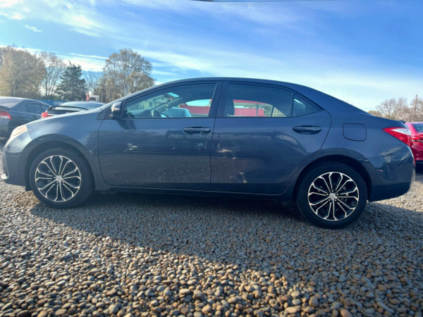 Toyota Corolla 2016 - Image 5