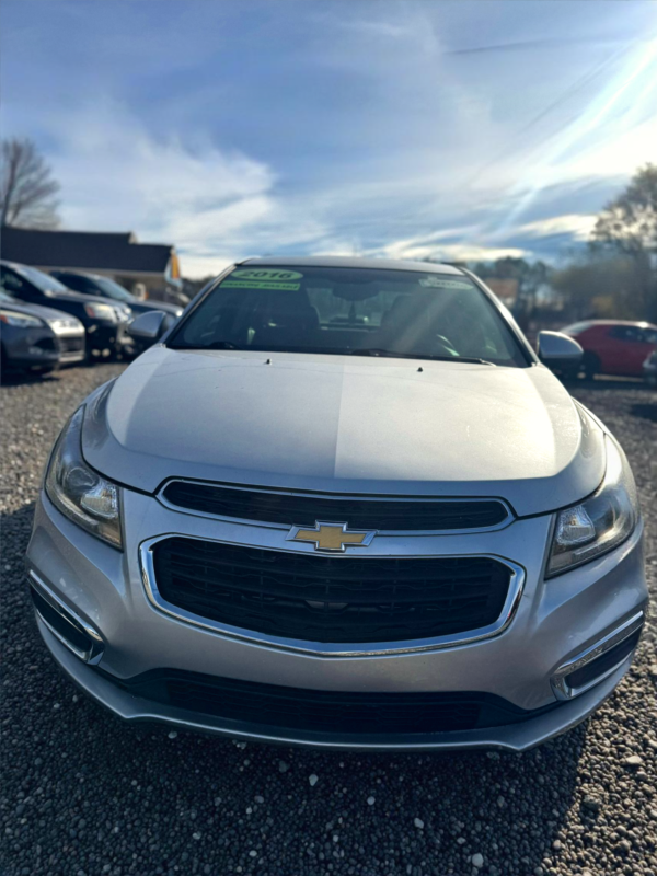 Chevrolet Cruze 2016 - Image 2