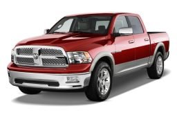 2009-dodge-ram-1500-2wd-crew-cab-140-5-laramie-angular-front-exterior-view_100249179_m